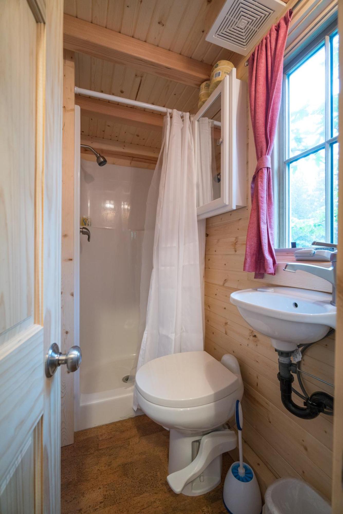 Mt Hood Tiny House Village Welches Buitenkant foto